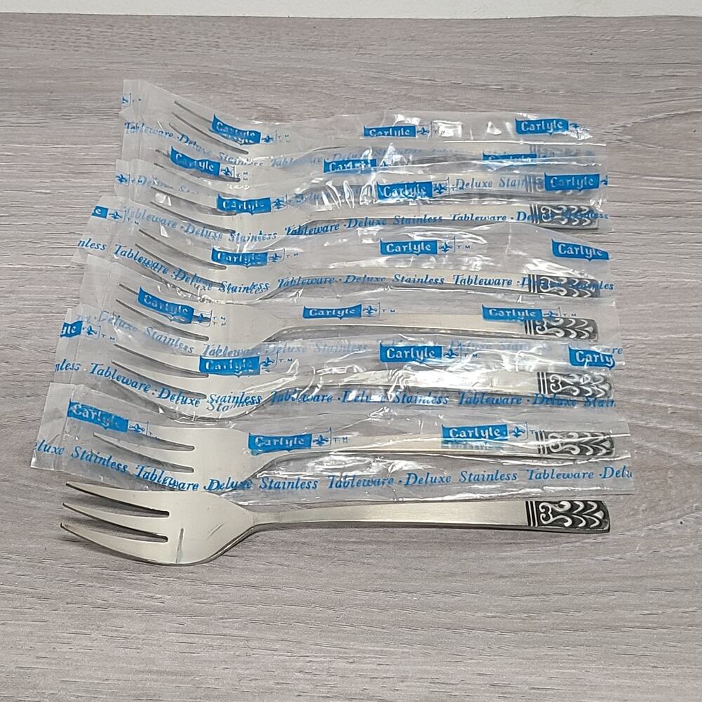 JH Carlyle Cameo 3 Tine Fork Set Of 8 Fish Cocktail Fruit NEW